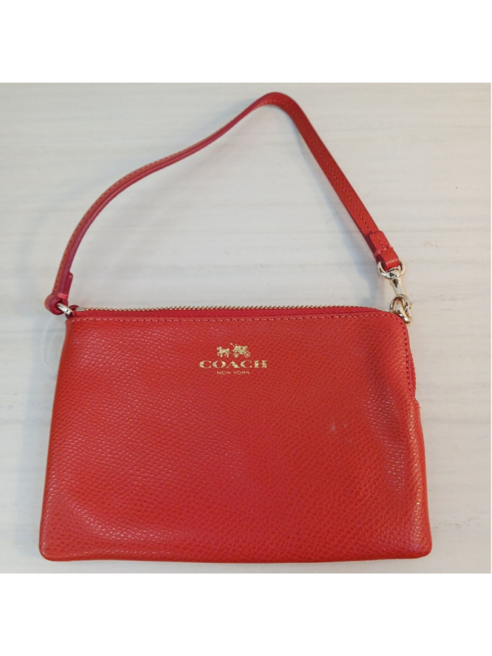 Coach wristlet wallet Orange Leather Pebble Grain Chic Classic Everyday